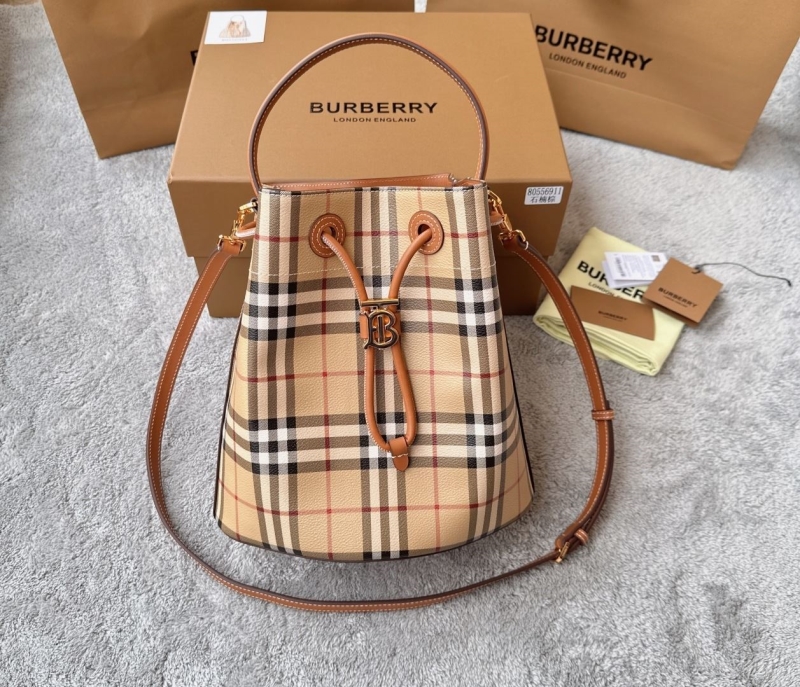 Bv*b*rry bucket bags